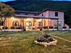Отель Salisù Country House  Mignano Monte Lungo